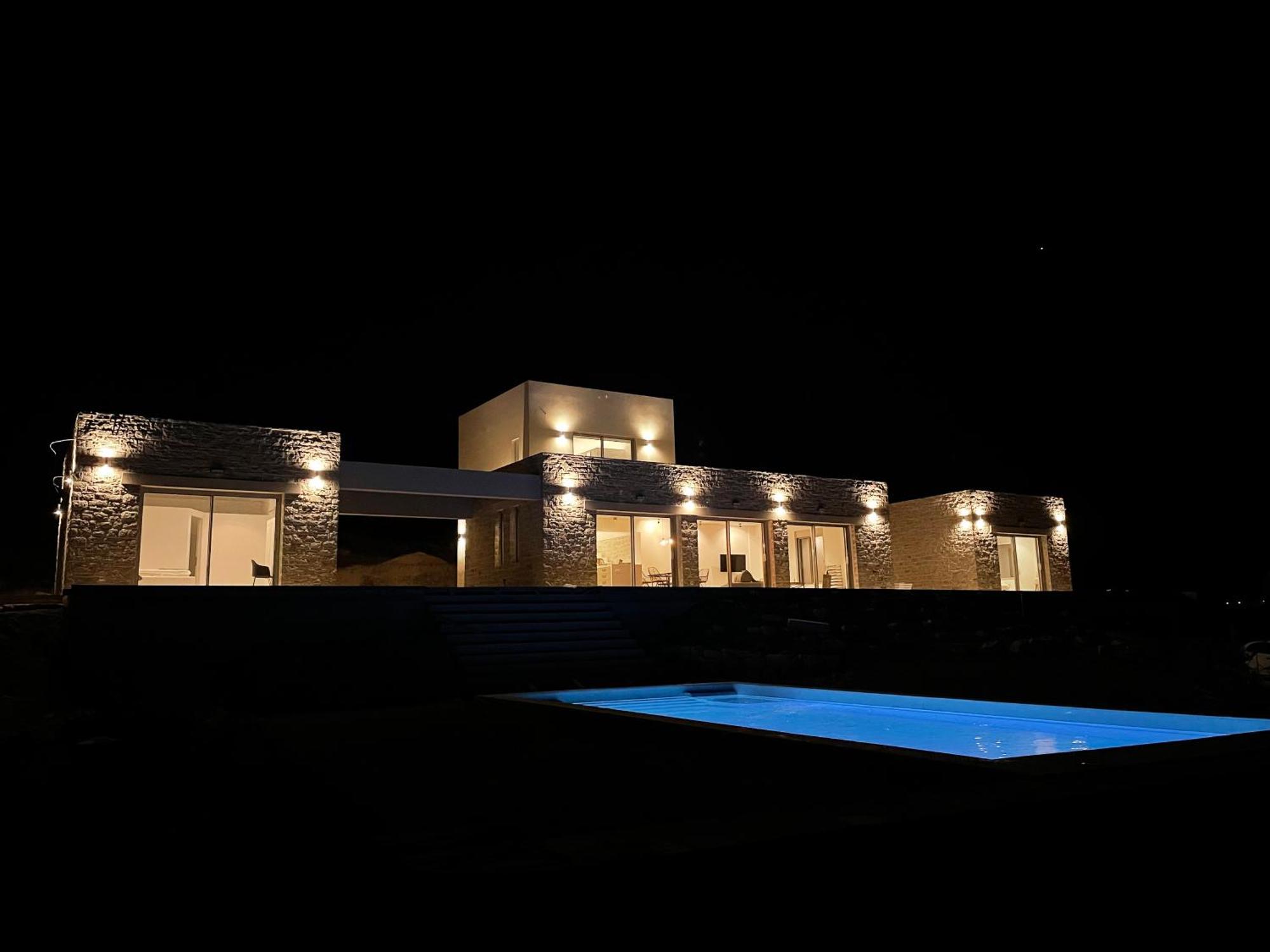 Komos Beach Estate Kalamaki  Exterior photo